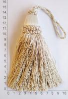 BX- 903-А4 кисть цв.молочный ( высота от основания 14 см, со шнуром 23 см )