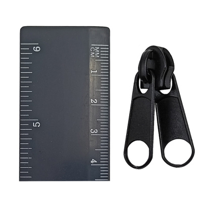 Бегунок Двойной для витой Т8, галант.,цв. 322 Черный (уп.500 шт)1