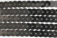 331 пайетки на нитях в бобине (намотка 100yds = 91,44метра)