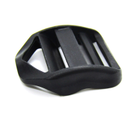 Пряжка трехщелевая (крыло) WH-25 мм цв Черный (уп.10шт)