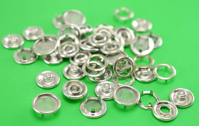  Кнопка закрытая 10,5 мм рубашечная нерж. Сеточка Никель (уп.50 шт.) ProKnopka  ТриКатушки