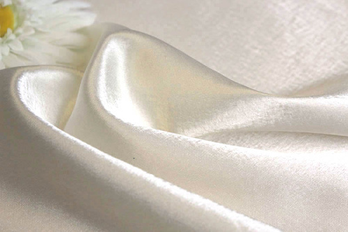  Ткань 2000 Крепсатин, ш.150см., №001 молочный  ТриКатушки