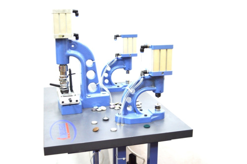  Оборудование для обтяжки пуговиц на прокол PRESMAK DKP 4131  ТриКатушки