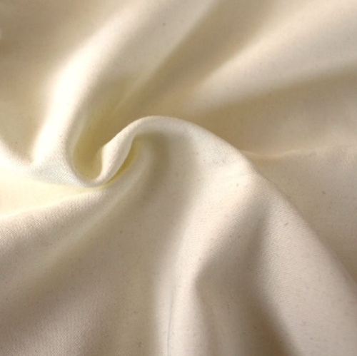  Поливискоза арт. 1018, цв. 002 кремовый  ТриКатушки