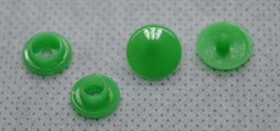  Кнопка пластиковая 10мм (1000 шт) цв. зеленый  ТриКатушки