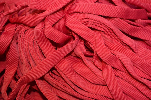  Шнур плоский полиэфирный 15мм (уп.100 м) цв 094 малина  ТриКатушки