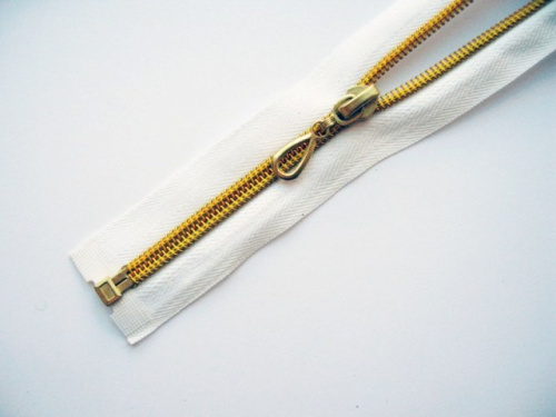  Молния спиральная(Витая) Т7 декор 55 см №101 белое- золото, ( уп.50 шт.)  ТриКатушки