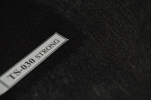  Флизелин "Strong" 30 г/м, TS-030 точечный (ш.90см рул.100м.), цв.черный  ТриКатушки