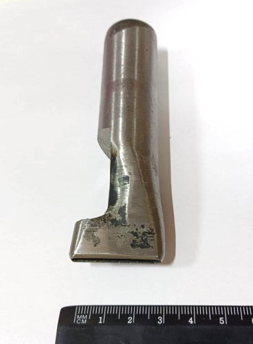  Пробойник овальный (щелевидный) ручной 4х30 мм  ТриКатушки