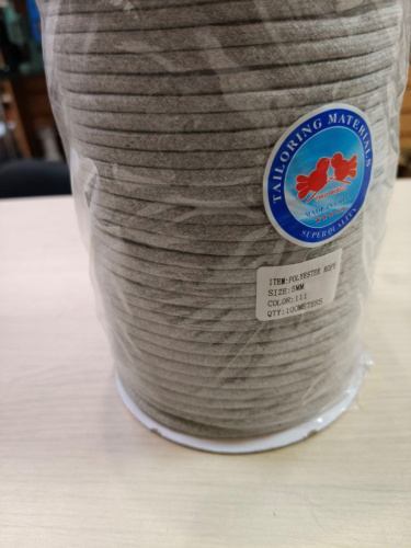  Шнур 6209-1140 круглый с наполнителем 5мм 100%ПЭ 5,0г/м (уп.100 м) цв.111 серый светлый  ТриКатушки