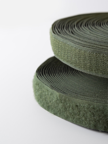  Лента-липучка велькро пришивная 25 мм цв.1422 Хаки (уп. 25 м.)  ТриКатушки