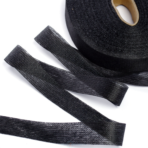  Лента нитепрошивная клеевая по долевой 20мм цв.черный (рул.100м)  ТриКатушки