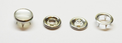 Розн.уп. Кнопка с крышкой  9,5 мм рубашечная, жемчужина Белая (уп 50 шт.)