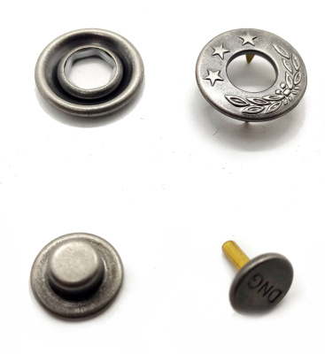  Кнопка клямерная К-902 ЗВЁЗДЫ (17мм,НЕРЖ.) цв.черн.Никель (упаковка 720 штук)  ТриКатушки