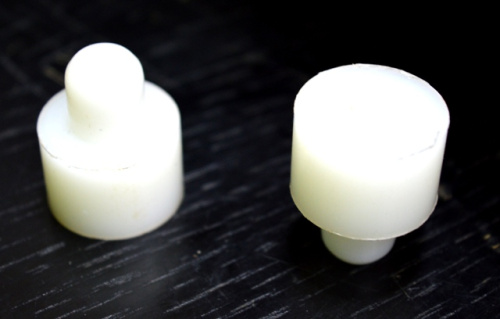  Подставка для пробойника 21 мм пластик PROKNOPKA  ТриКатушки