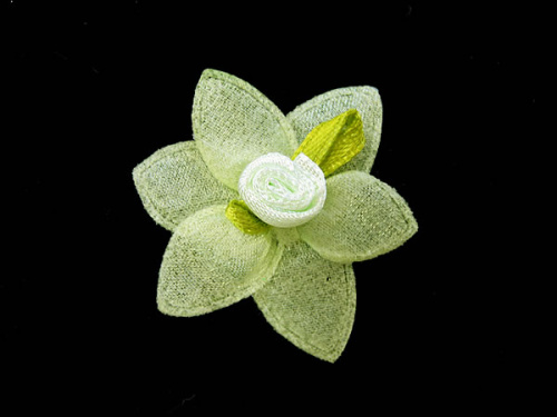  011 F пришивной элемент (упаковка 100 штук) салатовый  ТриКатушки