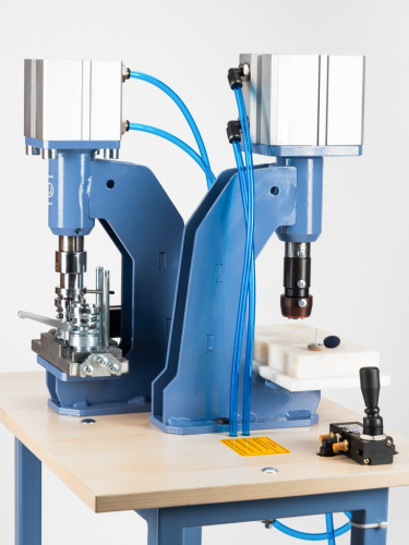  Пресс для обтяжки пуговиц Двойной ПНЕВМАТИЧЕСКИЙ со столом RM4 FP SET MIKRON   ТриКатушки