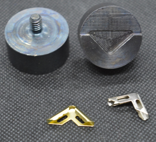  Насадка для установки металлических уголков 15x15 мм PROKNOPKA  ТриКатушки