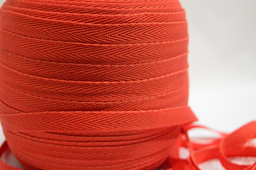  Лента киперная 10 мм. 100% п/э цв. 620/250 м Красный  ТриКатушки