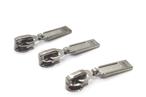  Бегунок автомат СП №5 цв. N4 чёрный никель (уп.10 шт) "Proknopka"  ТриКатушки