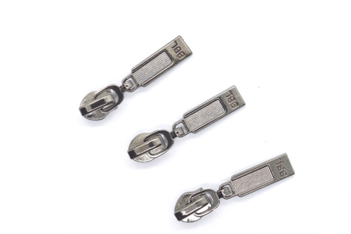  Бегунок автомат СП №5 цв. N4 чёрный никель (уп.10 шт) "Proknopka"  ТриКатушки