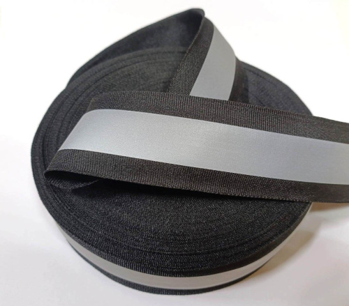  Стропа светоотражающая 40 мм цвет черный № 322 ( уп. 50 м.)  ТриКатушки