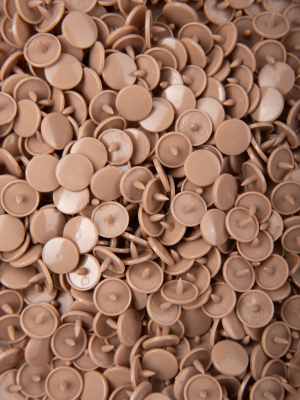  Кнопка пластиковая трикотажная 12,5 х 10 мм, цв. 294 капучино (уп.1000 шт)F  ТриКатушки