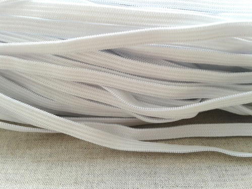  Резинка вязанная 10мм цв белый (уп 100/2000м)  ТриКатушки