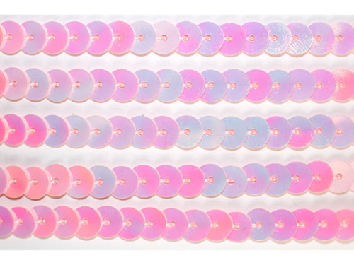  324 пайетки на нитях в бобине (намотка 100yds = 91,44метра)  ТриКатушки