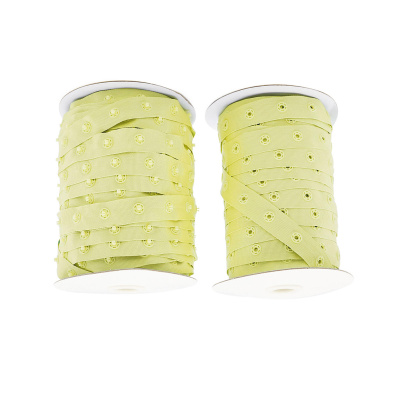  Тесьма с кнопками шир.1,8 см между кнопками 2,5 см цв. Жёлтый (уп.50 ярд = 45,7 м)  ТриКатушки