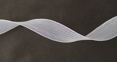  Каркасная сетка с крупными ячейками ширина 12 мм (рулон 50 ярдов = 45,7 метров) белая  ТриКатушки