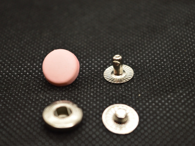  Кнопка с пластиковой крышкой 12,5 мм №54 (уп. 20 шт)цв.133 Розовый ProKnopka  ТриКатушки