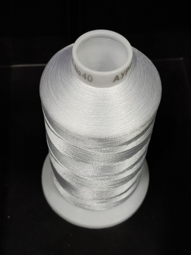  Вышивальные нитки АУРИКА 120 Торг №40 9000м (425 белый)  ТриКатушки