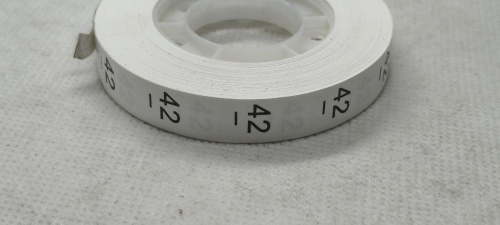  Размерник цв. белый 42 (рул. 1000шт.)  ТриКатушки