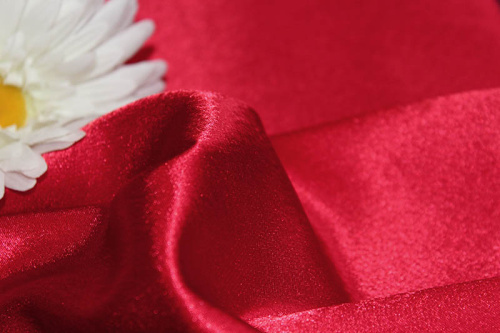  Ткань 2000 Крепсатин, ш.150см., №101 красный  ТриКатушки