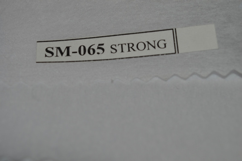  Флизелин "Strong" 65 г/м, SM-065 сплошной (ш.90 см рул.100м.), цв.белый  ТриКатушки