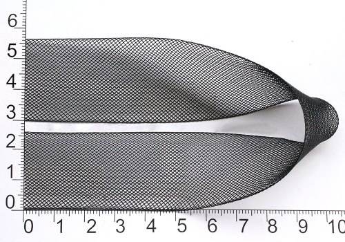  Каркасная сетка с крупными ячейками ширина 25 мм (рулон 50 ярдов = 45,7 метров) черная  ТриКатушки