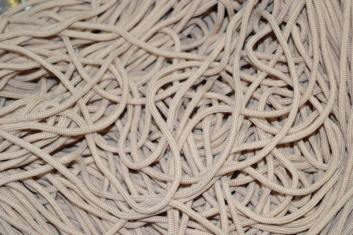  Шнур полиэфир, 1с-36, 4.5мм, цв.68 св.бежевый(уп.200м)  ТриКатушки