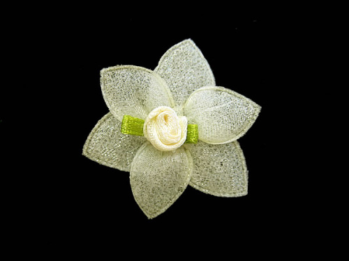  011 F пришивной элемент (упаковка 100 штук) молочный  ТриКатушки