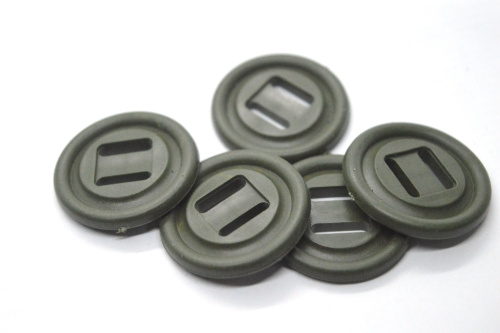  Пуговицы Канада 55551 28 мм (уп.500 шт.) ПП цв.Хаки  ТриКатушки