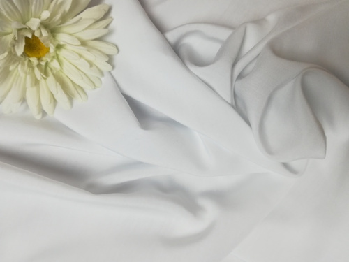  Вискоза блузочно-плательная арт. 2037 цв. 000  ТриКатушки