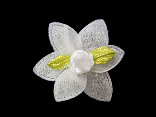  011 F пришивной элемент (упаковка 100 штук) белый  ТриКатушки