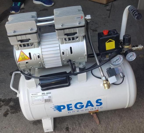  Бесшумный компрессор PG-800 -24л  ТриКатушки