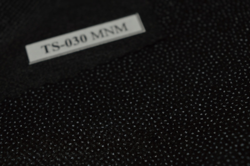  Флизелин "MNM" 30 г/м, TS-030 точечный (ш.90см рул.100м.), цв.черный  ТриКатушки