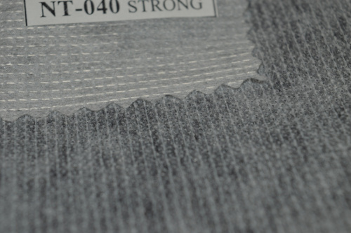  Флизелин нитепрошивной "Strong" 40 г/м, NT-040 точечный (ш.90см рул.100м.), цв.белый  ТриКатушки