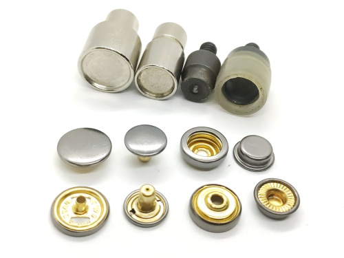  Насадка для кнопок 15х15 мм № 502 DELTA PROKNOPKA  ТриКатушки