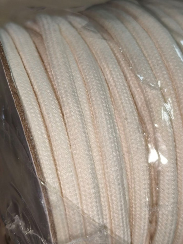  Шнур 6209-1140 круглый с наполнителем 5мм 100%ПЭ 5,0г/м (уп.100 м) цв.104 ванильный  ТриКатушки