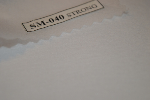  Флизелин "Strong" 40 г/м, SM-040 сплошной (ш.75 см рул.100м.), цв.белый  ТриКатушки