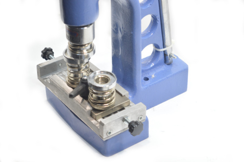  Пресс для обтяжки пуговиц 4125P с платформой под насадку PRESMAK  ТриКатушки